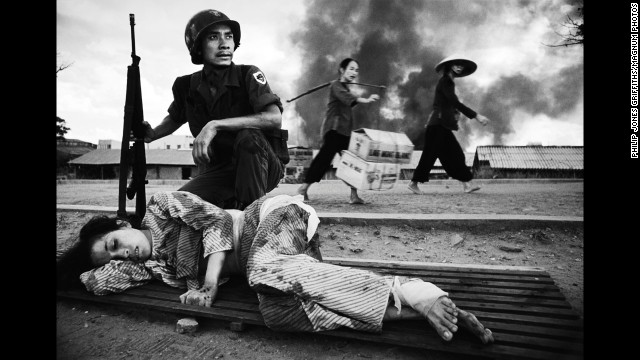 Philip Jones Griffiths
VIETNAM. The battle for Saigon. U.S. policy in Vietnam was based on the premise that peasants driven into the towns and cities by the carpet-bombing of the countryside would be safe. Furthermore, removed from their traditional value system they could be prepared for imposition of consumerism. This &quot;restructuring&quot; of society suffered a setback when, in 1968, death rained down on the urban enclaves. 1968
Image ReferenceGRP1968010N00001/06(PAR93989)© Philip Jones Griffiths/Magnum Photo
