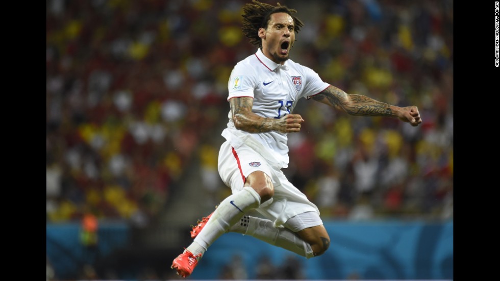 Midfielder Jermaine Jones celebrates after scoring the United States&#39; first goal, in the second half. 