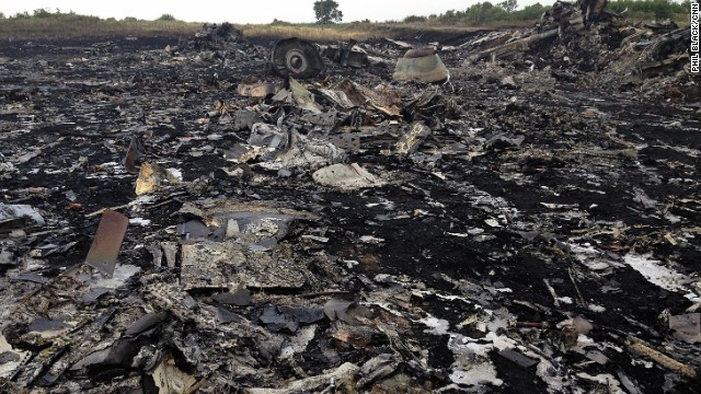 Report: MH17 victims&#39; credit cards stolen