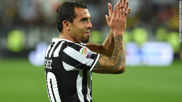Carlos Tevez showed his appreciation for his fans on Twitter and Facebook following his father&#39;s release.  