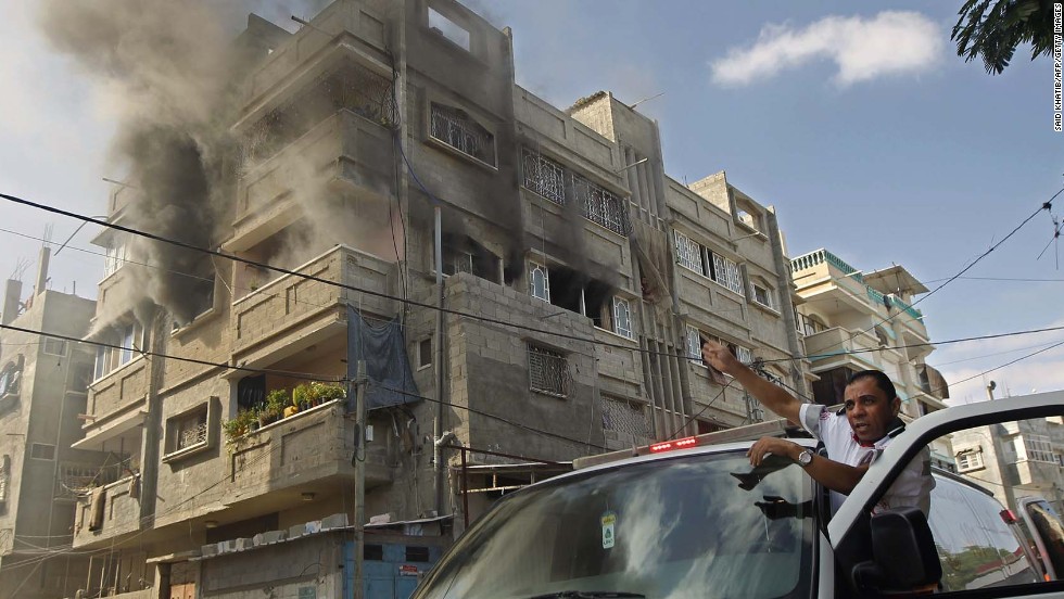 Smoke rises from a building after an airstrike in Rafah on July 31.