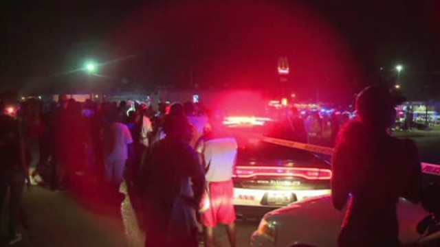 Fatal Police Shooting Sparks Protests Cnn Video