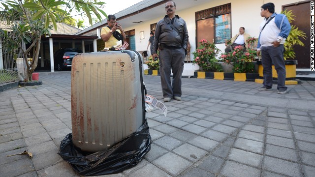 Indonesia Police U S Couple Admit Suitcase Murder Cnn