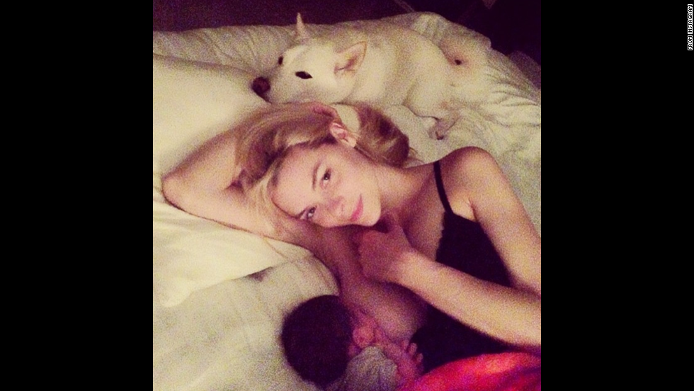 Model Jaime King breastfeeds her son James in this intimate moment. King &lt;a href=&quot;http://instagram.com/p/o_zxrKt1Ky/&quot; target=&quot;_blank&quot;&gt;had a message&lt;/a&gt; to spread along with the photo: &quot;Breastfeeding should not be taboo -- and bottle feeding should not be judged -- it&#39;s ALL fun for the whole family:)&quot;