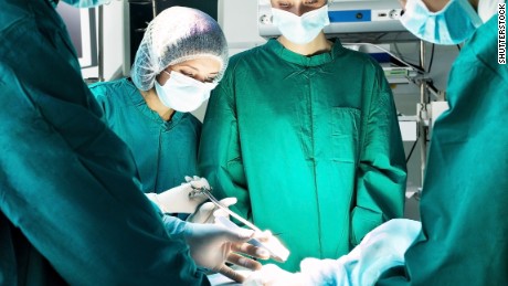 After surgery, how patients fare may depend on how their doctor behaves, study says