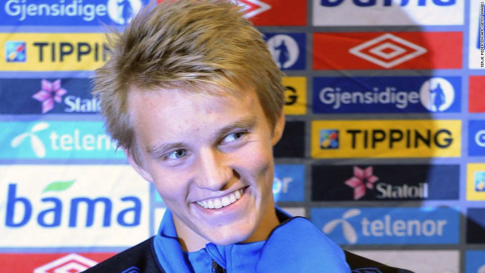 Odegaard was the youngest player to represent his country since 1910. &quot;The good thing about Martin is that he always want to be better and is never satisfied,&quot; says Hans Erik.
