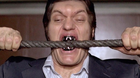 jaws biting quint