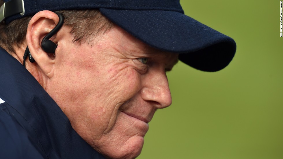 Tom Watson&#39;s demeanour rarely changes, but the U.S. captain must be concerned that the 10-6 deficit may be too much for his team to overhaul in Sunday&#39;s singles. Europe need just four points from a possible 12 on offer to retain the Ryder Cup. 