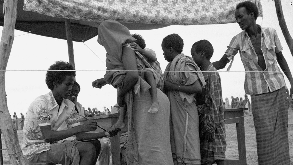 Refugees are registered in Somalia in November 1981. The Nobel Peace Prize that year was awarded to the United Nations&#39; refugee agency, the Office of the United Nations High Commissioner for Refugees.