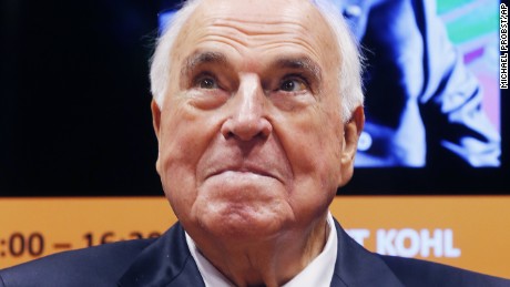 Former German Chancellor Helmut Kohl looks up during the presentation of the new edition of his book &quot;Helmut Kohl, from the fall of the Berlin Wall until the reunification&quot; at the Book Fair in Frankfurt, Germany, October. 8, 2014. 