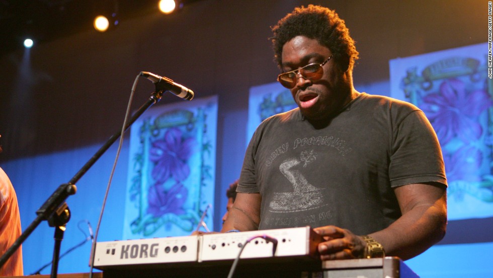 &lt;a href=&quot;http://www.cnn.com/2014/10/14/showbiz/isaiah-ikey-owens-death-mars-volta-jack-white/index.html&quot; target=&quot;_blank&quot;&gt;Isaiah &quot;Ikey&quot; Owens&lt;/a&gt;, the keyboardist in Jack White&#39;s backing band, died October 14. The musician also played with bands such as Mars Volta and Free Moral Agents. He was 38. 