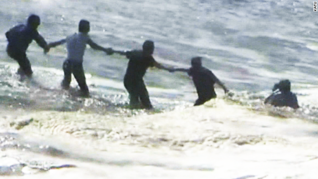 Human Chain Saves Unsconscious Girl Two Others Cnn Video
