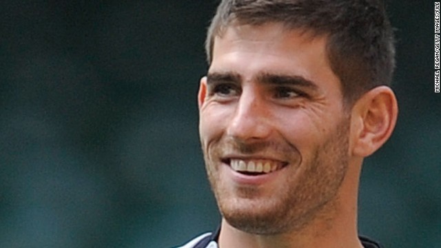 Welsh footballer Ched Evans has had his 2012 conviction for rape overturned and a retrial ordered.
