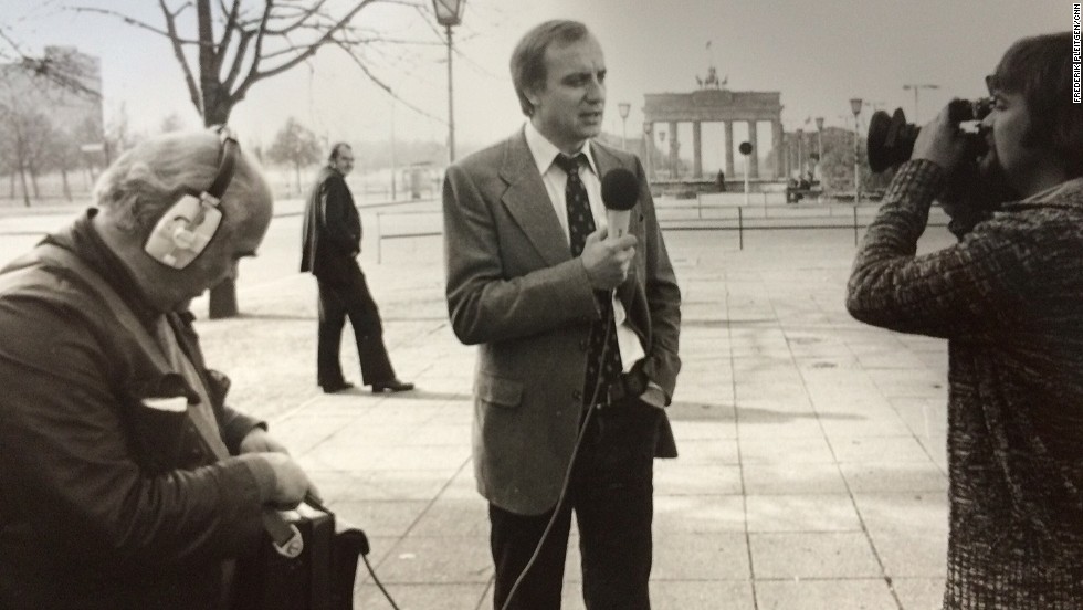 German journalist Fritz Pleitgen -- father of CNN correspondent Frederik Pleitgen -- reports from Berlin&#39;s Brandenburg Gate in 1980.