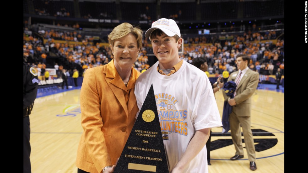 Pat Summitt Fast Facts - CNN