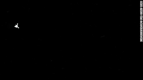 Rosetta&apos;s OSIRIS camera captured this parting shot of the Philae lander after separation.