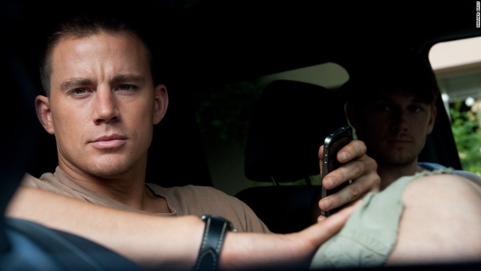 Channing Tatum (con Alex Pettyfer en quot;Magic Mikequot;) se desnudó y ganó el honor en 2012. 