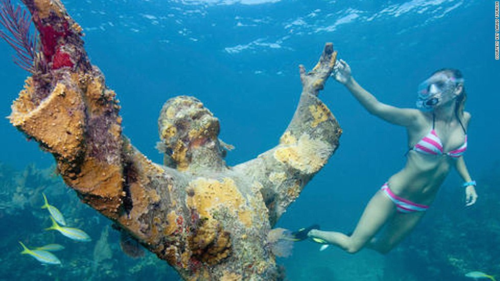 141124132516-religious-statues-key-largo-underwater-christ-horizontal-large-gallery.jpg