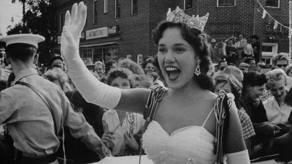 &lt;a href=&quot;http://www.cnn.com/2014/12/10/showbiz/mary-ann-mobley-death/index.html&quot;&gt;Mary Ann Mobley&lt;/a&gt;, the first Miss America from Mississippi who turned that achievement into a movie career, died December 10 after battling breast cancer. She was 77.