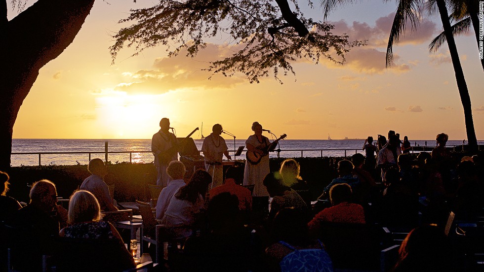 Hawaii Beach Bars 10 Of The Best Cnn Travel