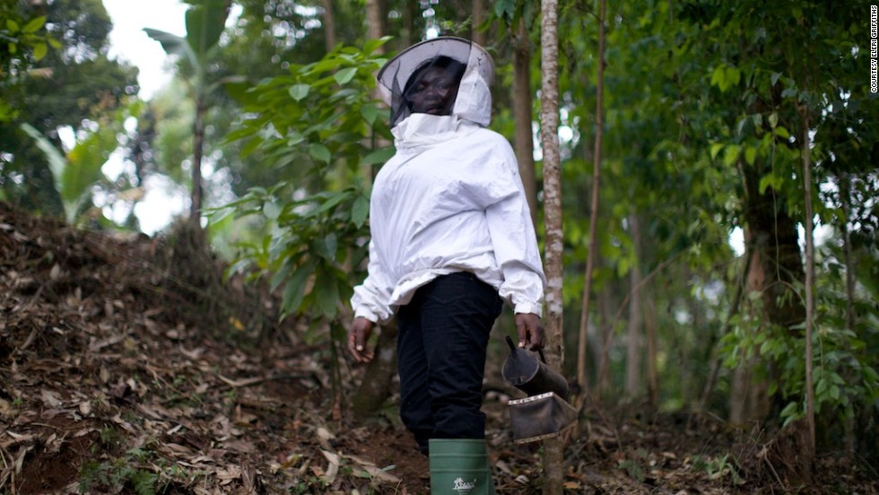 Before taking up beekeeping, many women in the area struggled to make ends meet while also maintaining all the regular homemaker jobs -- a fact that spurred Fumsi to push for local women to be trained in the craft. She explains: &quot;Actually most of the chores in the house are left to the women. And she has to get washing soap for the family, she&#39;s got to get ingredients for the family, even the school fees of the children -- she&#39;s got to pay for fees, uniform and shoes. And at times hospital bills, if its not an emergency -- she takes care of that.&quot; 