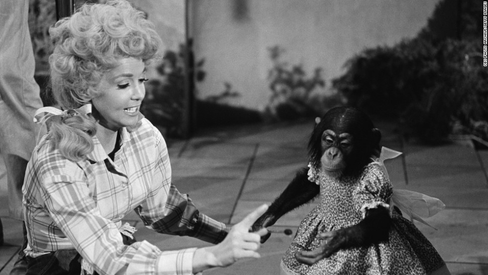 &lt;a href=&quot;http://www.cnn.com/2015/01/02/showbiz/tv/feat-donna-douglas-beverly-hillbillies-elly-may-dead/index.html&quot;&gt;Donna Douglas&lt;/a&gt;, who played voluptuous tomboy daughter Elly May Clampett on the 1960s TV series &quot;The Beverly Hillbillies,&quot; died January 2. She was 81.