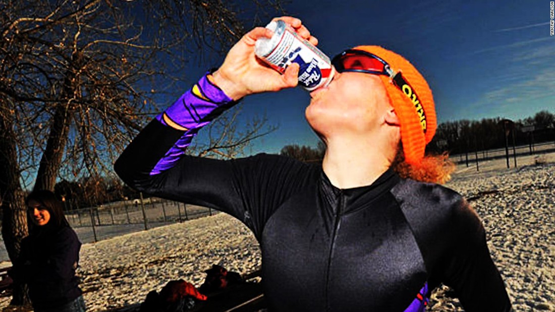 THIS is what it's like to drink 4 beers and run a mile CNN Video