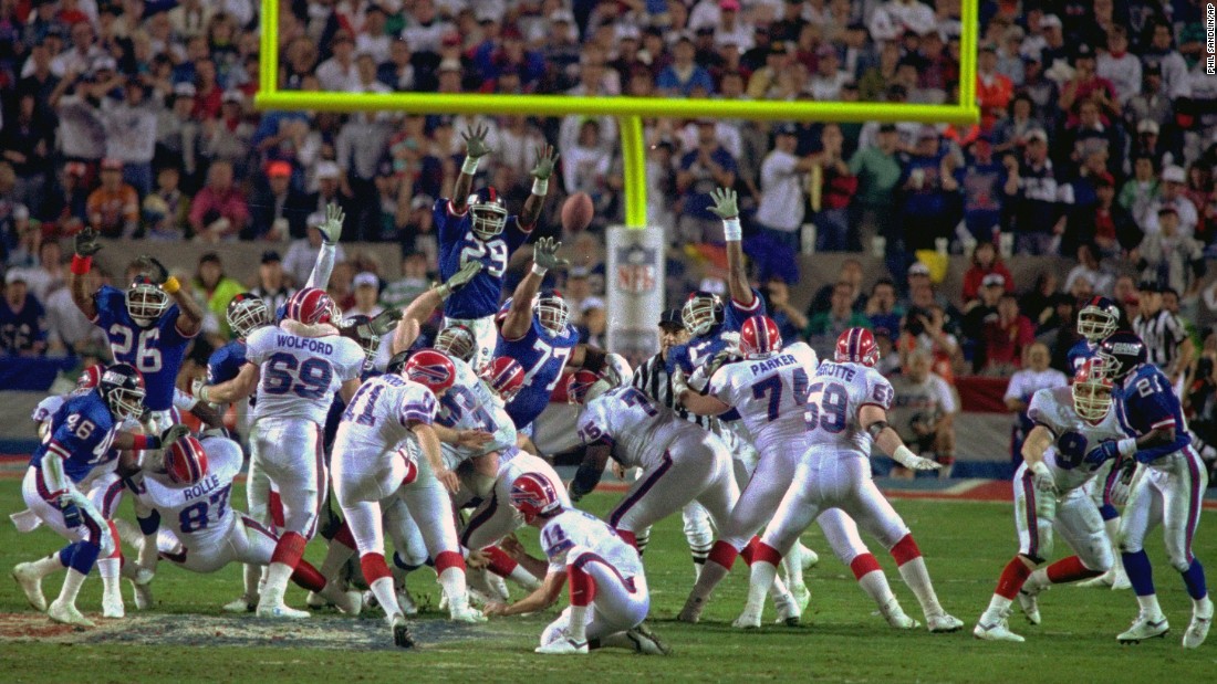 &lt;strong&gt;Smallest margin of victory in a Super Bowl:&lt;/strong&gt; Buffalo kicker Scott Norwood missed a 47-yard field goal as time expired, and the New York Giants beat the Bills 20-19 in 1991.