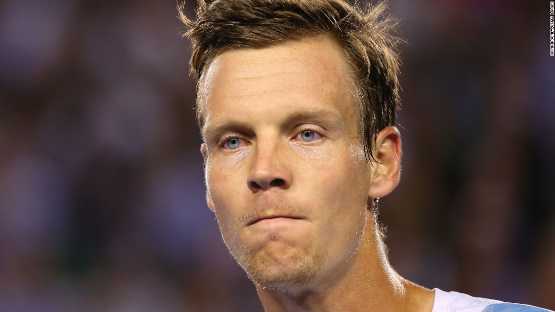 Berdych claimed a long first set but Murray coasted thereafter. 