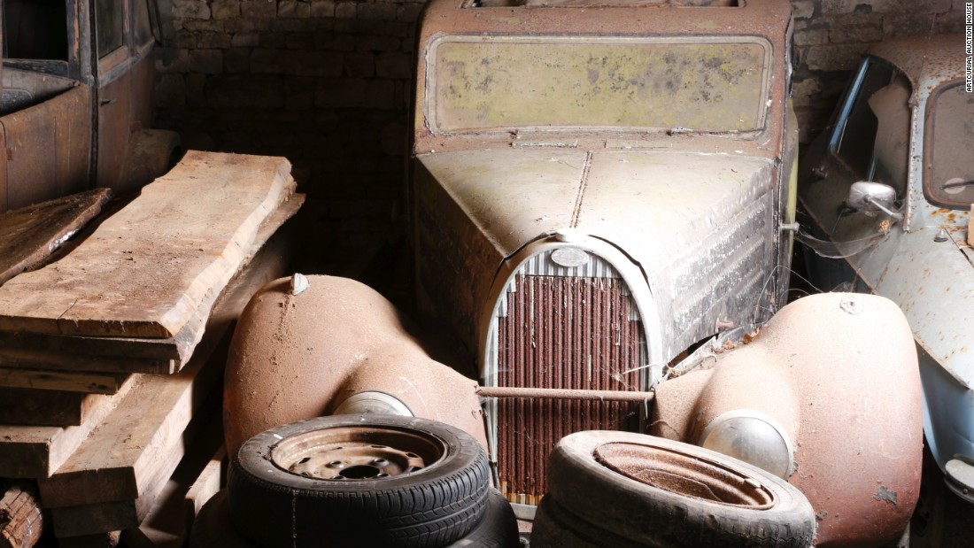 Old Rusty Cars Expected To Sell For 20 Million Cnn Style