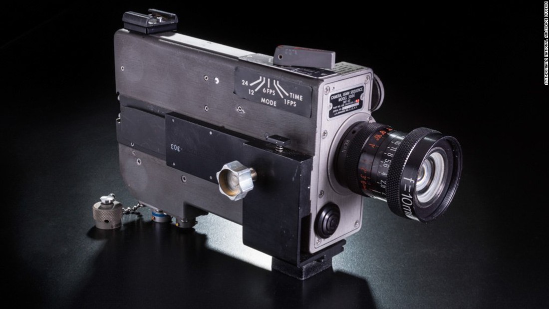 Mounted in the right-hand window of the lunar module Eagle, this camera filmed the first landing on the moon. Astronauts Neil Armstrong and Buzz Aldrin later repositioned it to film their work on the lunar surface.