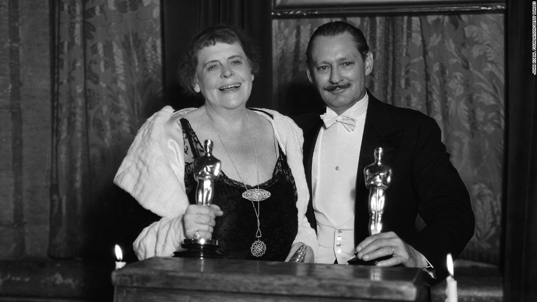 &lt;strong&gt;Lionel Barrymore (1931):&lt;/strong&gt; Lionel Barrymore, here with &quot;Min and Bill&quot; best actress winner Marie Dressler, won the best actor Oscar for his work in &quot;A Free Soul.&quot; Barrymore played an alcoholic lawyer whose daughter gets involved with a mobster he helped go free. 