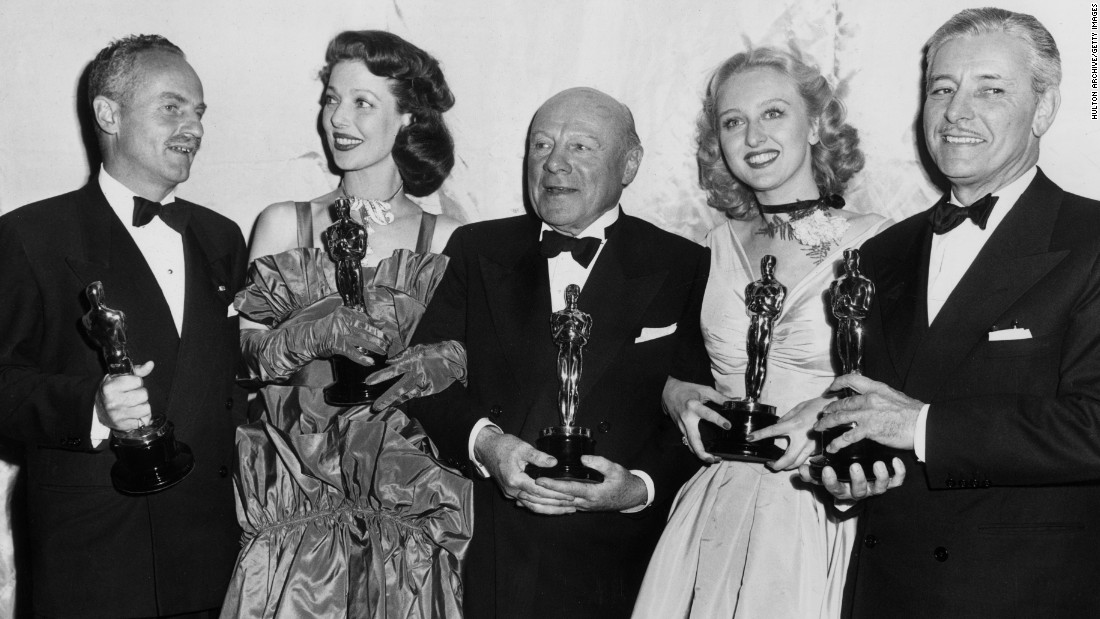 &lt;strong&gt;Loretta Young (1948):&lt;/strong&gt; Loretta Young, second from left, won the best actress Oscar in 1948 for her role in &quot;Farmer's Daughter.&quot;