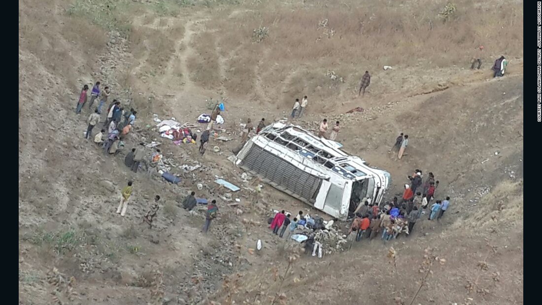 Horror Bus Crash Leaves Nine Dead In India - CNN