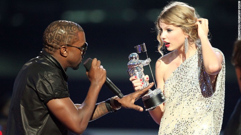 New Details From The Moment Kanye Interrupted Taylor Swift