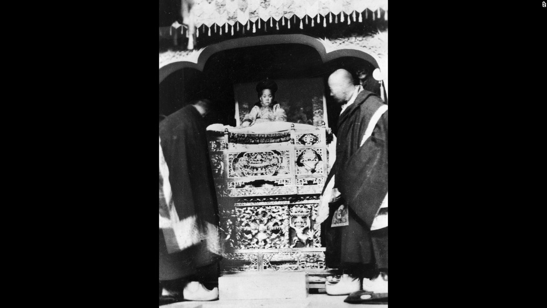 The Dalai Lama&#39;s enthronement ceremony took place on February 22, 1940, in Lhasa, Tibet. He was renamed Jetsun Jamphel Ngawang Lobsang Yeshe Tenzin Gyatso (Holy Lord, Gentle Glory, Compassionate, Defender of the Faith, Ocean of Wisdom).