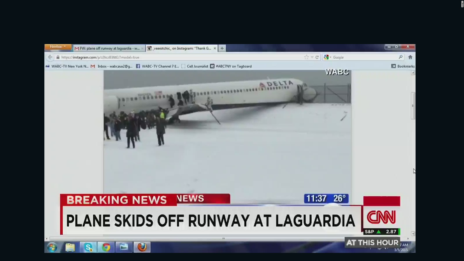 Plane skids off runway at LGA - CNN Video