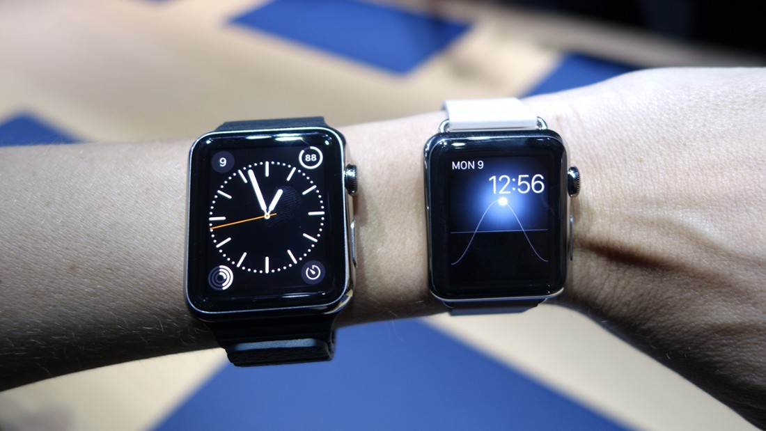 Watch 40. Часы 38 и 42 мм на руке. Эпл вотч 44 мм на мужской руке. Apple watch 40mm и 44 mm на руке. Часы размером 38мм.