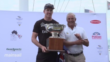Pete Burling becomes Moth World Champion