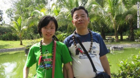 Shao Tong with her father on a trip to Southeast China&#39;s Yunnan Province. 