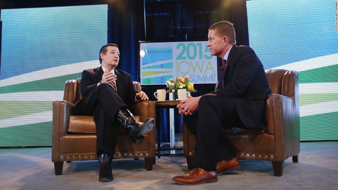 Cruz (left) fields questions from Bruce Rastetter at the Iowa Ag Summit on March 7, 2015, in Des Moines, Iowa. The event allows the invited speakers, many of whom are potential 2016 Republican presidential hopefuls, to outline their views on agricultural issue.