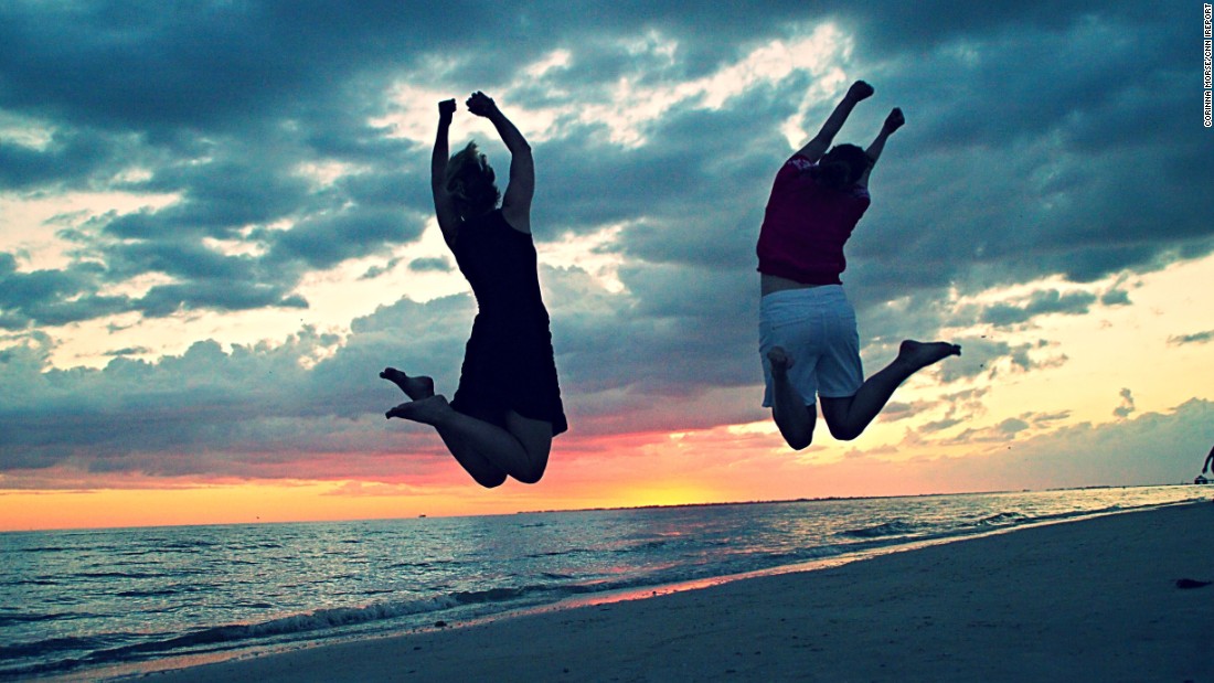 &lt;a href=&quot;http://ireport.cnn.com/docs/DOC-1223721&quot;&gt;Corinna Morse&lt;/a&gt;, left, spent time with her family in March in Fort Myers Beach, &quot;where the sunsets have you leaping for joy!&quot; The town is on Estero Island on the Gulf Coast of southwest Florida.