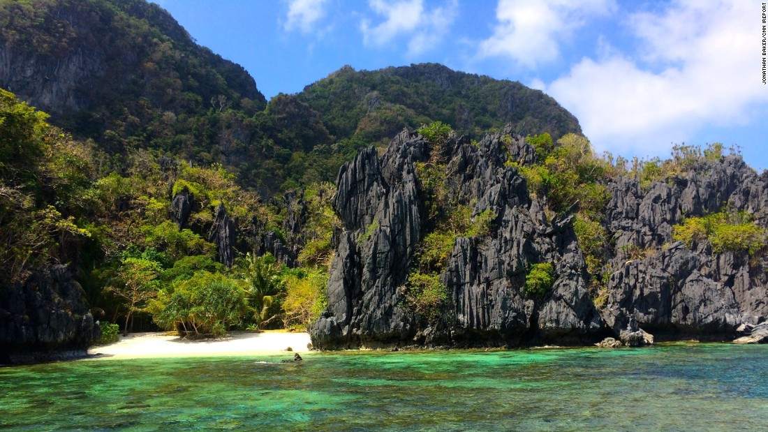 &lt;a href=&quot;http://ireport.cnn.com/docs/DOC-1220098&quot;&gt;Jonathan Baker&lt;/a&gt;, 30, quit his job in aviation and logistics to travel the world. He took this shot of Paradise Beach near El Nido, Palawan. Palawan, the most southwestern large island of the Philippines, is surrounded by some 1,800 smaller islands and islets, including the lovely Bacuit Archipelago, where this shot was taken.&lt;br /&gt;