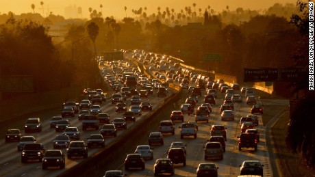 White House cuts off talks with California over fuel standards