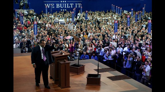 Christie takes the stage to deliver the keynote address at the Republican National Convention on August 28, 2012, in Tampa, Florida.