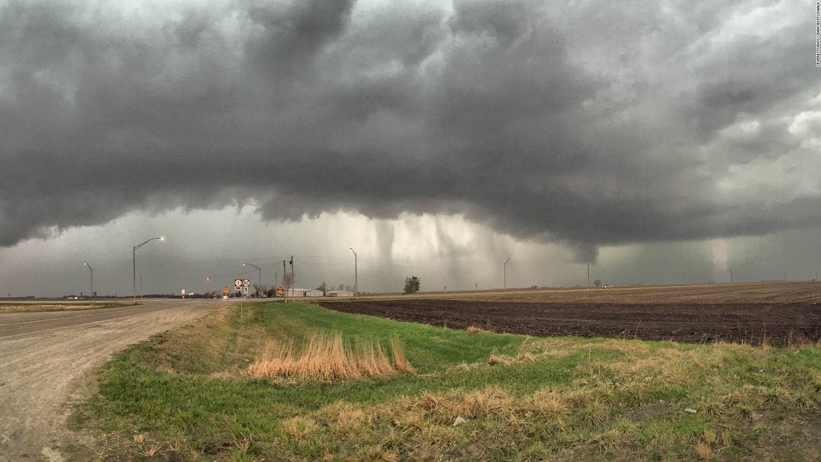 Tornadoes strike in Iowa, Illinois and Ohio CNN Video