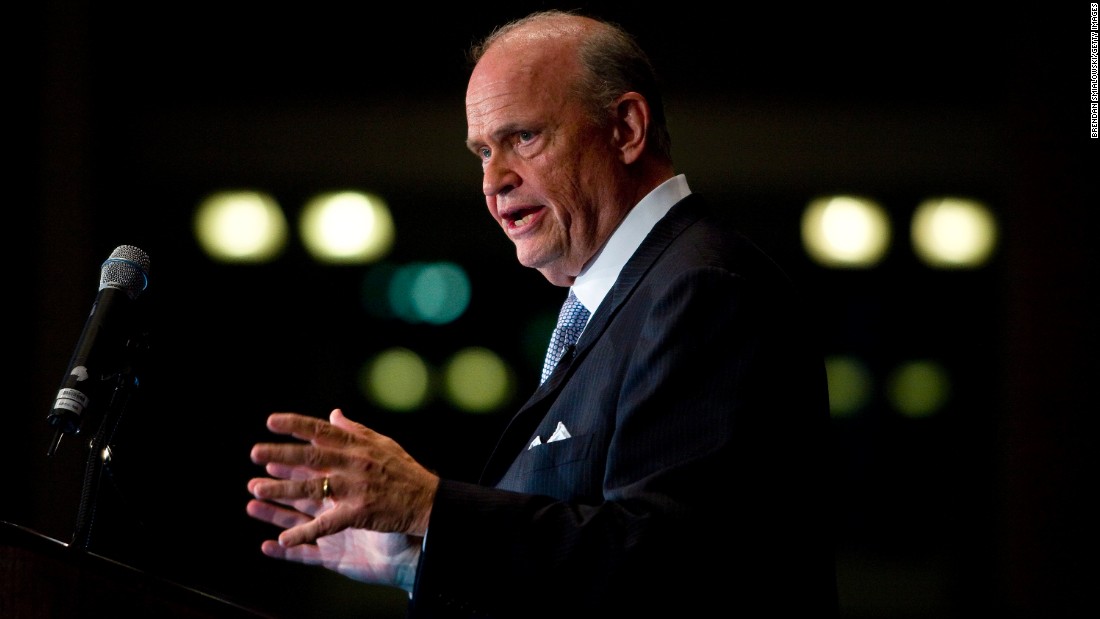 &lt;a href=&quot;http://www.cnn.com/2015/11/01/us/fred-thompson-dies-tennessee/index.html&quot; target=&quot;_blank&quot;&gt;Fred Thompson&lt;/a&gt;, a former actor and U.S. senator for Tennessee, died on November 1. He was 73. Thompson, a Republican, campaigned briefly for president in the 2008 election.