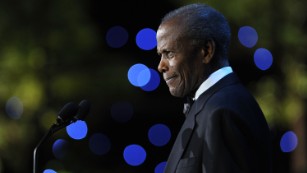 Sidney Poitier Fast Facts