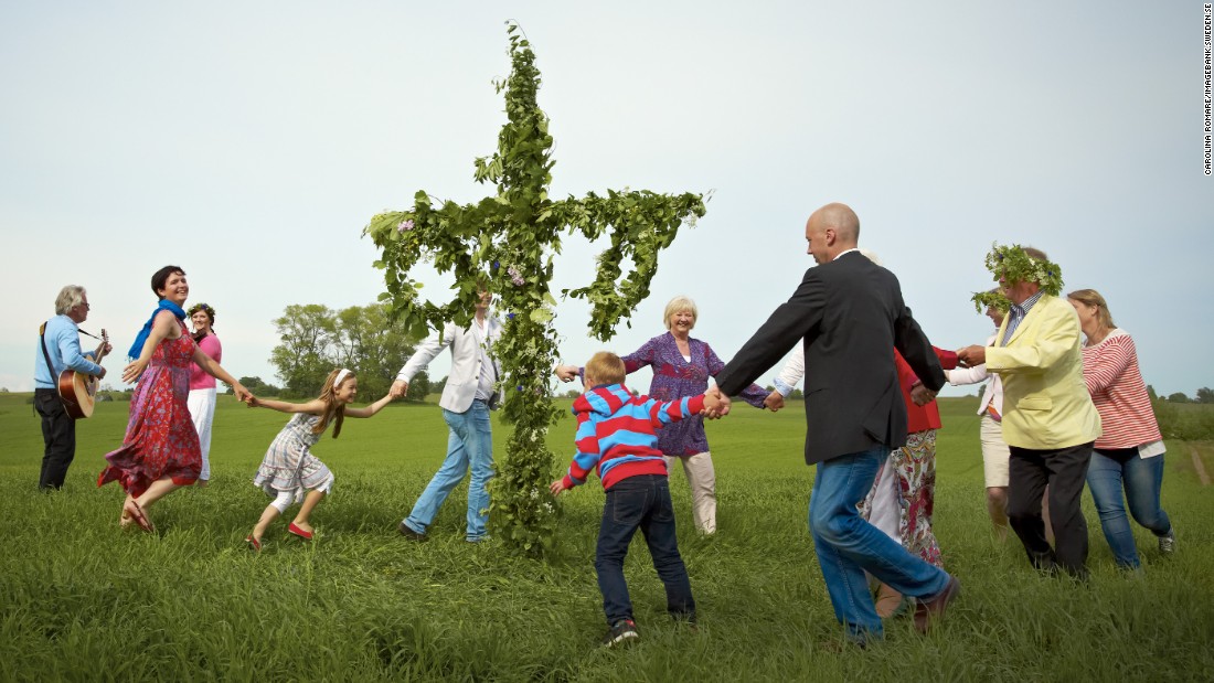 Our family traditions. Швеция семейные традиции. Family traditions.