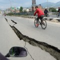 nepal quake road cracked